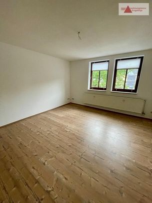 2-Raum Wohnung im Zentrum von Hartenstein! - Photo 1