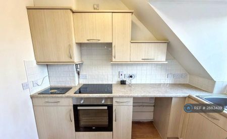 1 bedroom flat to rent - Photo 4