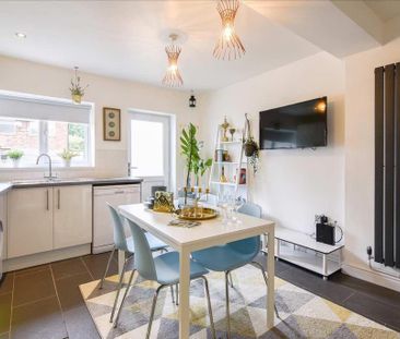 1 bedroom in a house share to rent - Photo 4