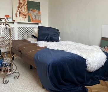 1 Bed Flat, Kings Court, W6 - Photo 3