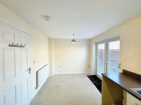 3 bed semi-detached house to rent in Hardys Close, Bathpool, TA2 - Photo 5