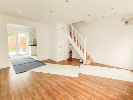 3 bedroom house to rent - Photo 2