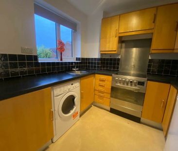 Cambridge Gardens - Photo 5