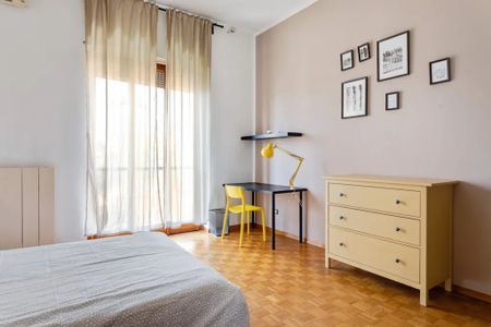 Via Curtatone, Milan, Lombardy 20122 - Photo 5