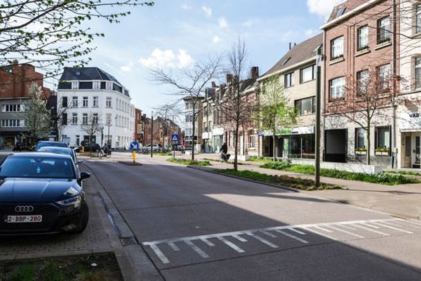 Appartement te huur - Photo 1