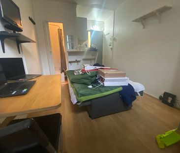 Apartment - Photo 2