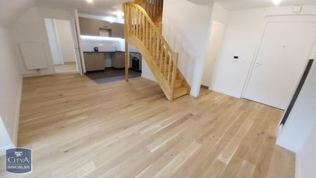 Location Appartement 4 pièces 89m² ARRAS 62000 - Photo 2