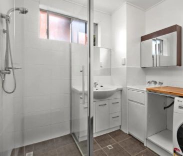 Ultimate coastal apartment - Photo 6