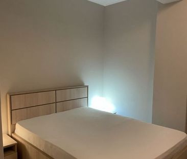 Apartament Semicentral, langa Universitate - Fotografie 6