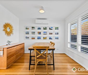 12 The Trossachs, Frankston, Vic 3199 - Photo 2