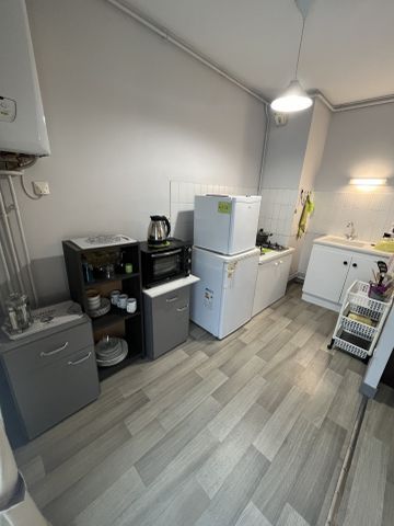 Location Appartement 1 pièce 31m² POITIERS 86000 - Photo 2
