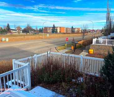 #126 3625 144 Avenue Northwest - Photo 4