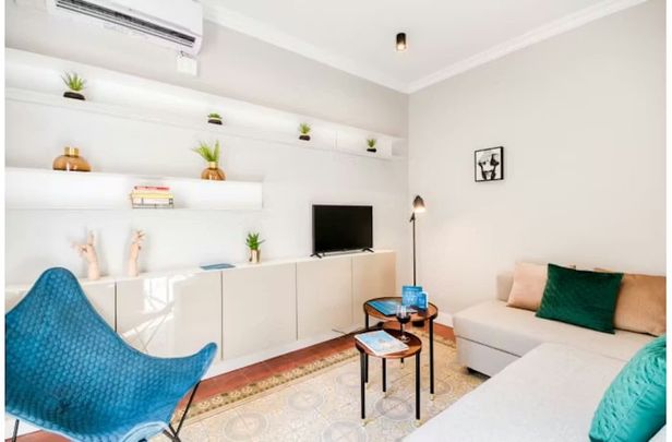 Carrer de Rocafort, Barcelona, Catalonia 08015 - Photo 1