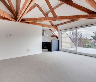 Stijlvol 2 slaapkamer appartement in groene parkomgeving - Photo 1