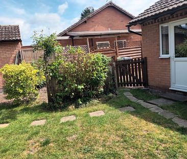 Thorns Grove, Bicton Heath, Shrewsbury, SY3 5BY - Photo 5
