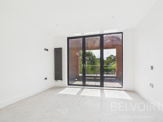 4 bedroom semi-detached house to rent - Photo 1