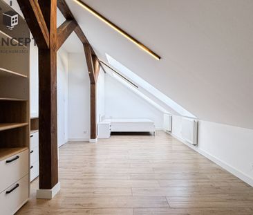 Wyjątkowy dom w zabudowie bliźniaczej 4 sypialnie - Zdjęcie 2