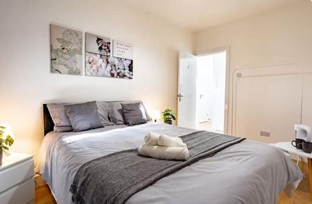 Room in a Shared Flat, Bromley-By-Bow Station, E3 - Photo 4