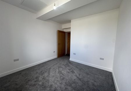 Long Lane, Rowley Regis - Photo 2
