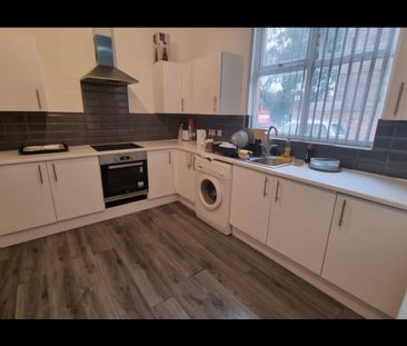 Room in a Shared House, Priory Road, L4 - Photo 6