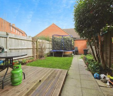 3 bedroom terraced house to rent - Photo 1