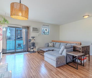 Vraiment belle appartement à louer - 56 rue de l'Emerald #2 - Photo 3