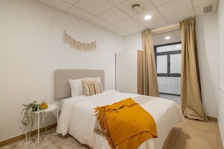 Carrer de Bailèn, Barcelona, Catalonia 08010 - Photo 3