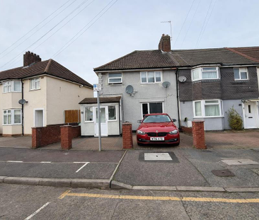 2 bedroom end of terrace house to rent - Photo 5