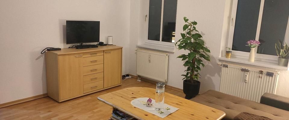 Wohnung mit Einbauküche und Badezimmer mit Tageslicht - Foto 1