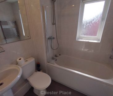 Springfields, Mickel Trafford - Photo 5