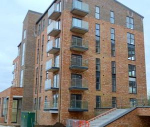 3 Bedrooms Flat to rent in William Mundy, Langley Square, Kent DA1 | £ 312 - Photo 1