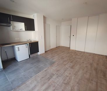Location Appartement 2 pièces 42m² LABARTHE SUR LEZE 31860 - Photo 1