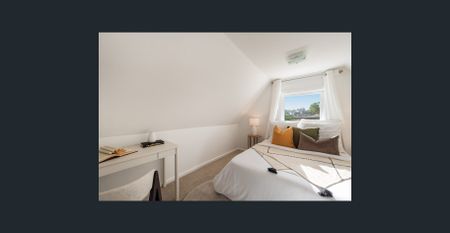 Stylist Two Bedroom Home in the Heart of Annandale - Photo 5