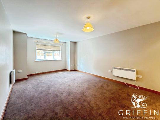 Kendal, Purfleet-On-Thames, RM19 - Photo 1