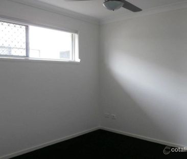 8B Kestrel Street, Dakabin QLD 4503 - Duplex For Rent - $520 | Domain - Photo 2
