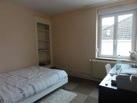 Location Appartement 2 pièces 34m² LE CREUSOT 71200 - Photo 5