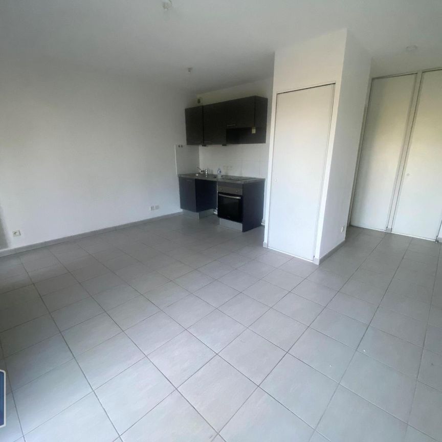 Location Appartement 1 pièce 27m² ARLES 13200 - Photo 1