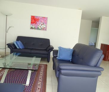 Moderne 4.5-Zimmer-Wohnung mit Balkon in Altstaetten SG - Photo 3