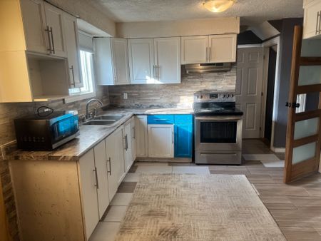 For Lease - 1331 Limberlost Road, London North, Ontario - Photo 5