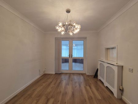 Vestry Close, Old Hill, Cradley Heath, B64 - Photo 2
