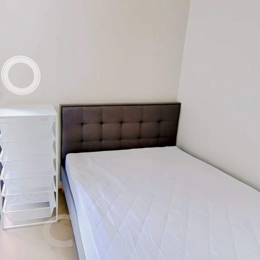 8 Sutherland St., Melbourne - Photo 1