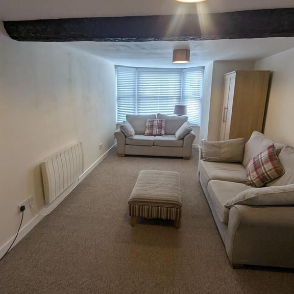 1 bedroom semi-detached house to rent - Photo 1