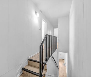 For Lease - 419 Dufferin Street, Toronto, Ontario - Photo 2