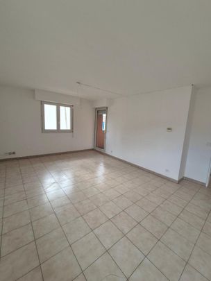 Location Appartement 3 pièces 65m² DRAGUIGNAN 83300 - Photo 1