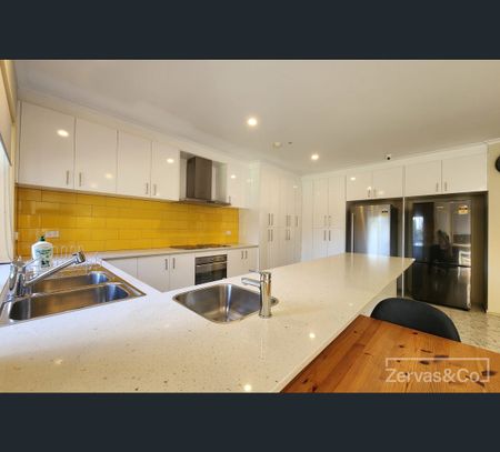 41 Koonawarra Street, Clayton, Vic 3168 - Photo 4