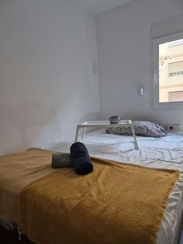 Carrer de la Pobla de Farnals, Valencia, Valencian Community 46022 - Photo 2