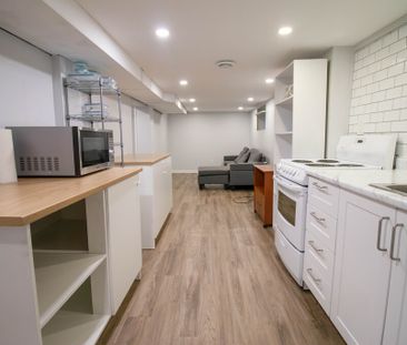1 Bedroom Lower Unit in St. Catharines!! - Photo 1