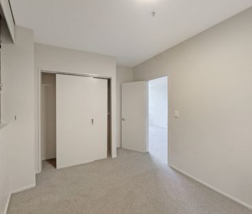 Welcome to apartment 12 in Hume House. - Photo 4