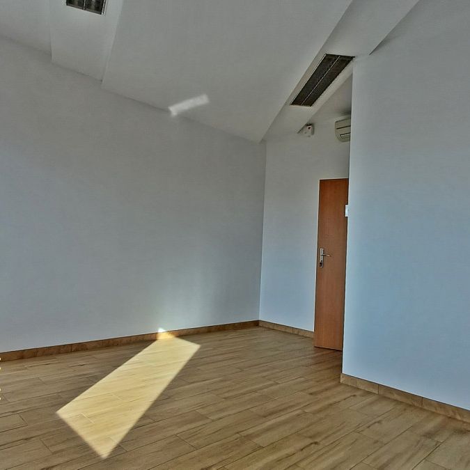 Biuro 33m2 do wynajęcia w Częstochowie !!! - Photo 1