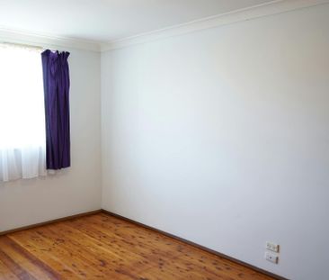 5 Bedroom Family Home! - Photo 3